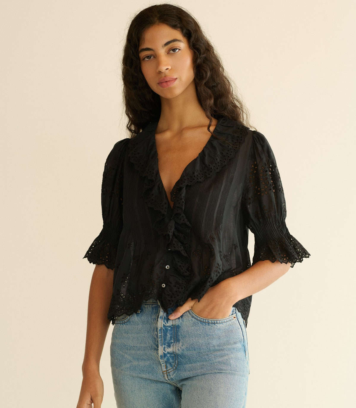 Henri Top -- Black Eyelet